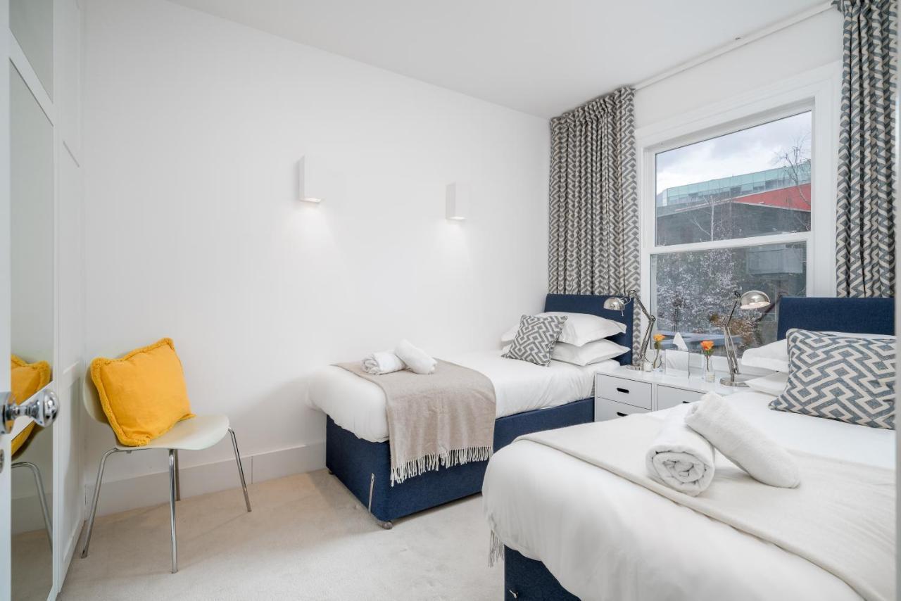 Captivating Apartment In Shepherds Bush London Eksteriør bilde